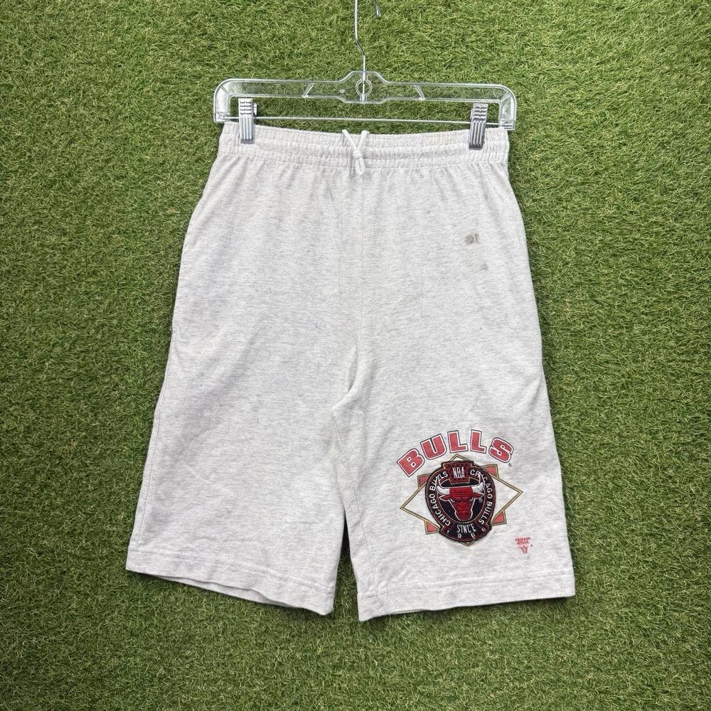 Vintage Chicago Bulls Nutmeg Shorts Mens Small Drawstring Grey 90s Sports 26x9